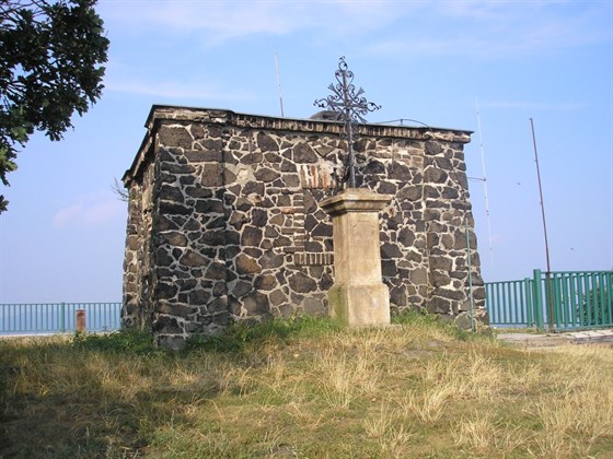 Lovoš Lookout Tower