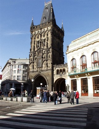 Prašná Brána