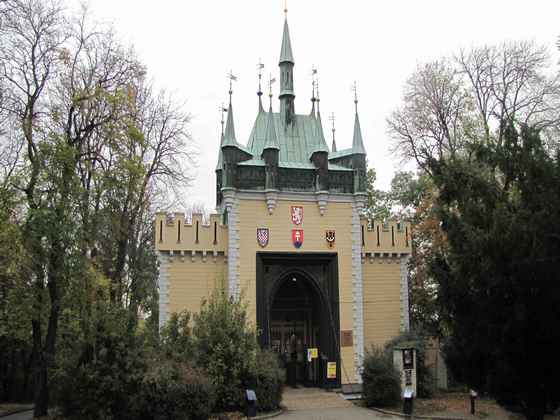Zrcadlové bludiště Petřín