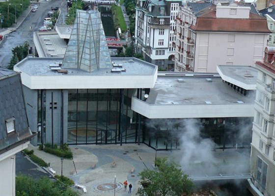 Vřídelní kolonáda – Karlovy Vary